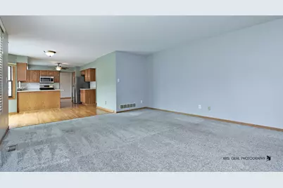 4713 Crystal Trail, McHenry, IL 60050 - Photo 11