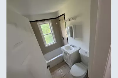 650 E 105th Place, Chicago, IL 60628 - Photo 7