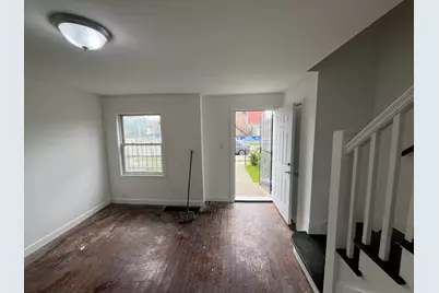 650 E 105th Place, Chicago, IL 60628 - Photo 3