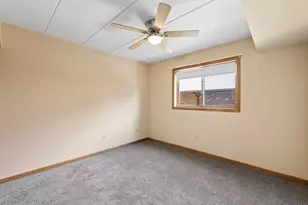 7555 Sheridan Dr, Willowbrook, IL 60527 - Photo 13