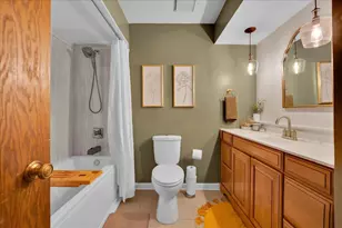 828 S Jefferson St, Batavia, IL 60510 - Photo 11