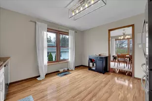 828 S Jefferson St, Batavia, IL 60510 - Photo 9