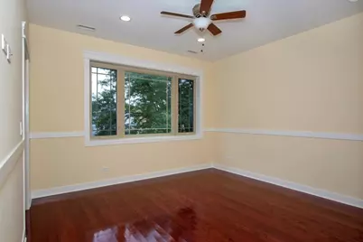 2432 N Neva Avenue, Chicago, IL 60707 - Photo 15