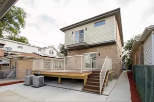2432 N Neva Ave, Chicago, IL 60707 - Photo 29