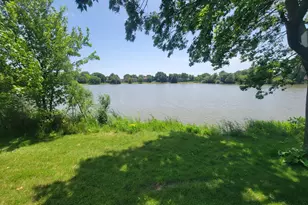2211 Dorchester Ct, Schaumburg, IL 60194 - Photo 15