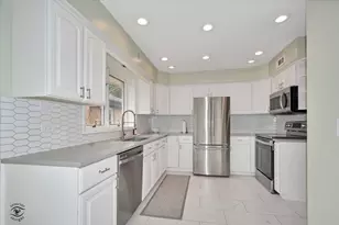 7621 W Main Street W, Niles, IL 60714 - Photo 5