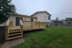 38355 N North Shore Ave, Beach Park, IL 60087 - Photo 5