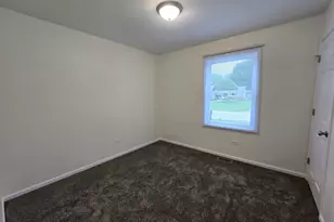 38355 N North Shore Ave, Beach Park, IL 60087 - Photo 21