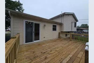 38355 N North Shore Avenue, Beach Park, IL 60087 - Photo 7