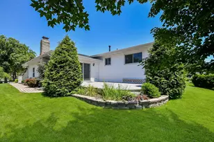 1071 Robey Ave, Downers Grove, IL 60516 - Photo 17