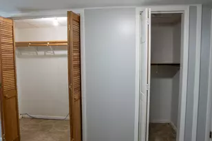 9733 Karlov Ave, Skokie, IL 60076 - Photo 19