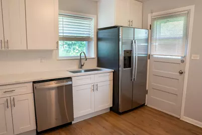 9733 Karlov Avenue, Skokie, IL 60076 - Photo 7