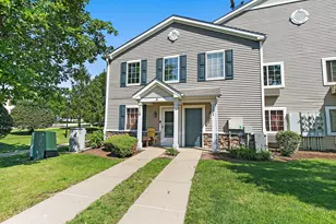 131 Silverstone Dr, Carpentersville, IL 60110 - Photo 31