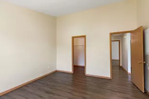 131 Silverstone Dr, Carpentersville, IL 60110 - Photo 25