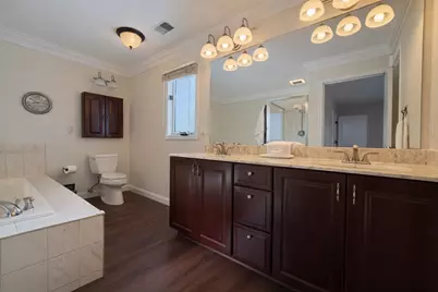 430 Waterford Drive, Willowbrook, IL 60527 - Photo 15