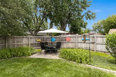 909 Madiera Drive, Shorewood, IL 60404 - Photo 25