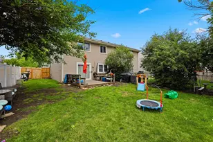 1713 Fulton Ln, Hanover Park, IL 60133 - Photo 15