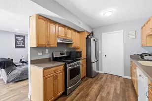1713 Fulton Ln, Hanover Park, IL 60133 - Photo 5