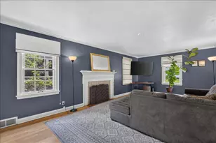 1615 Carney Ave, Rockford, IL 61103 - Photo 9