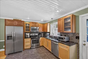 1615 Carney Ave, Rockford, IL 61103 - Photo 15