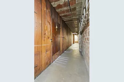 410 N State Street #4, Champaign, IL 61820 - Photo 31