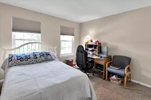 150 N Kingsway Dr, Aurora, IL 60506 - Photo 19