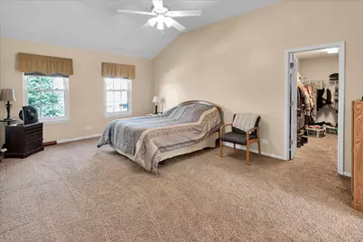 150 N Kingsway Drive, Aurora, IL 60506 - Photo 27