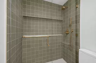 1560 N Sandburg Terrace, Chicago, IL 60610 - Photo 15
