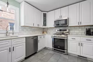 10831 S Longwood Dr, Chicago, IL 60643 - Photo 9