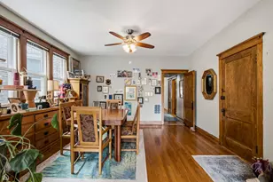 2211 W Cortez St, Chicago, IL 60622 - Photo 3