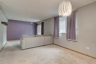 101 Caterpillar Dr, Joliet, IL 60436 - Photo 5