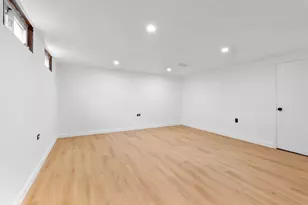 4864 Carol St, Skokie, IL 60077 - Photo 23