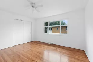 4864 Carol St, Skokie, IL 60077 - Photo 15