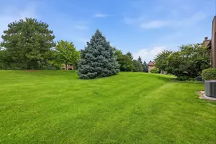 6224 Trinity Dr, Lisle, IL 60532 - Photo 27