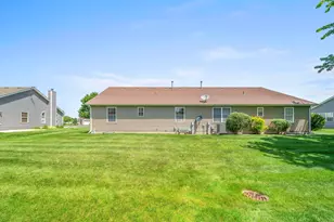 345B Warren St, Somonauk, IL 60552 - Photo 25