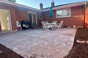 305 N Timothy Ln, McHenry, IL 60050 - Photo 11