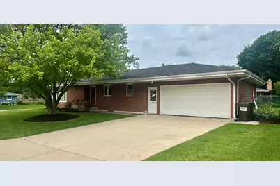 305 N Timothy Lane, McHenry, IL 60050 - Photo 1
