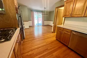 305 N Timothy Ln, McHenry, IL 60050 - Photo 7