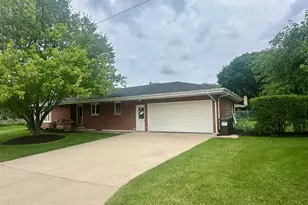 305 N Timothy Ln, McHenry, IL 60050 - Photo 17