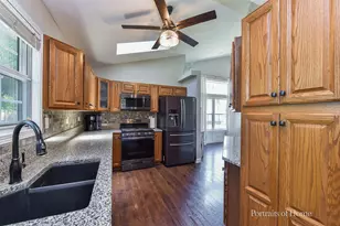 606 Berkshire Ct, Oswego, IL 60543 - Photo 15