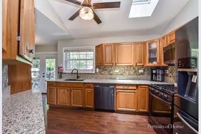 606 Berkshire Court, Oswego, IL 60543 - Photo 17