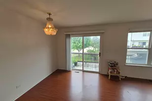 742 River Mill Pkwy, Wheeling, IL 60090 - Photo 5