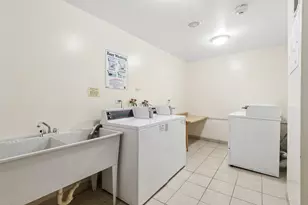 5251 Galitz St, Skokie, IL 60077 - Photo 15