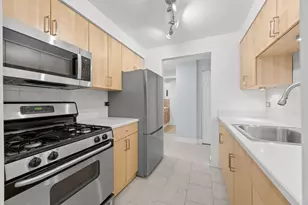 1247 S Harlem Ave, Berwyn, IL 60402 - Photo 5