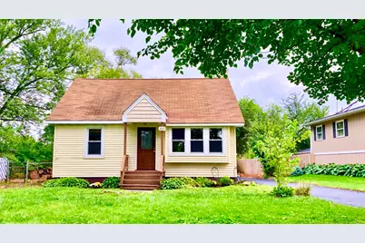 207 Village Road, Hinsdale, IL 60521 - Photo 1