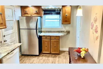 207 Village Road, Hinsdale, IL 60521 - Photo 7