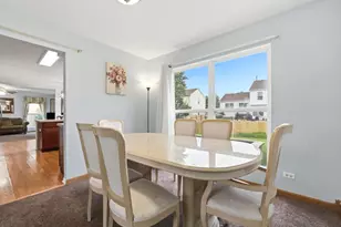 601 Greystone Ln, Bolingbrook, IL 60440 - Photo 11