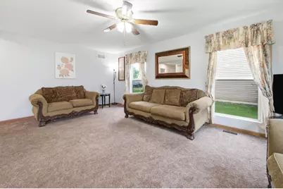 601 Greystone Lane, Bolingbrook, IL 60440 - Photo 19