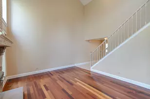 2207 Seaver Ln, Hoffman Estates, IL 60169 - Photo 5