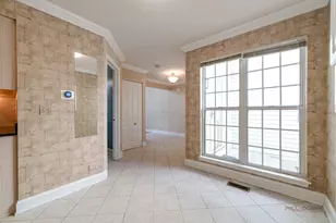 2207 Seaver Ln, Hoffman Estates, IL 60169 - Photo 11